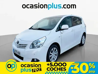 Usado Toyota Verso Active 126 CV (92 kW) 2011 Blanco Monovolumen
