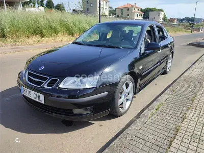 Usado Saab 9-3 Vector 150 CV (110 kW) 2003 Negro Berlina