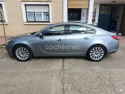 Gris / plata Usado 2012 Opel Insignia Cosmo Berlina | 6200 € (Precio justo)