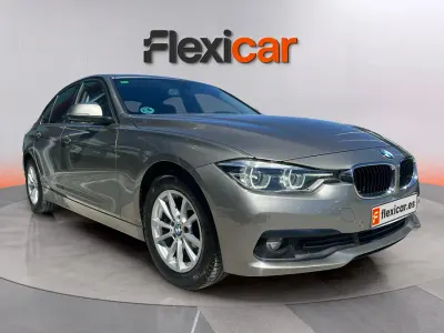Usado BMW 320 Efficient Dynamics 163 CV (119 kW) 2017 Marrón Berlina