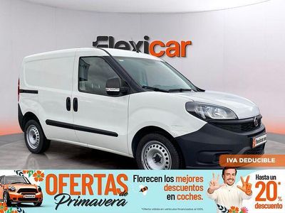 Usado Fiat Doblò Easy 120 CV (88 kW) 2018 Blanco Monovolumen
