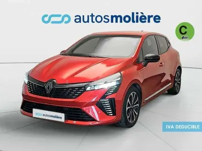Usado Renault Clio Techno 91 CV (66 kW) 2024 Rojo Utilitario