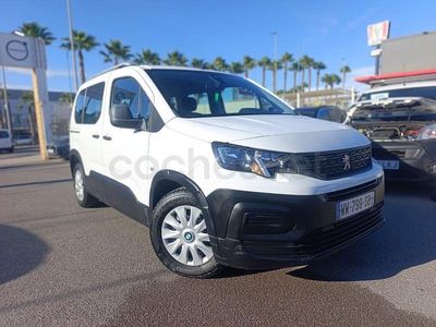 Usado Peugeot Rifter Active 75 CV (55 kW) 2018 Blanco Monovolumen