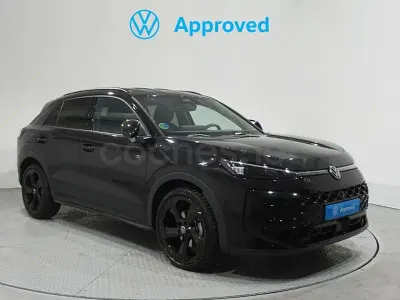 Usado VW T-Roc Edition 150 CV (110 kW) 2025 Negro SUV