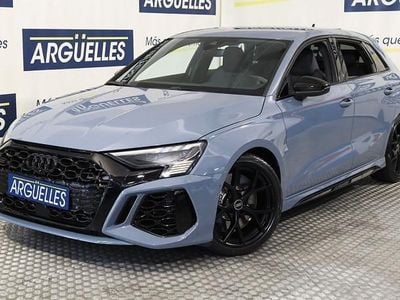 Usado Audi RS3 Sportback 400 CV (294 kW) 2022 Gris Utilitario