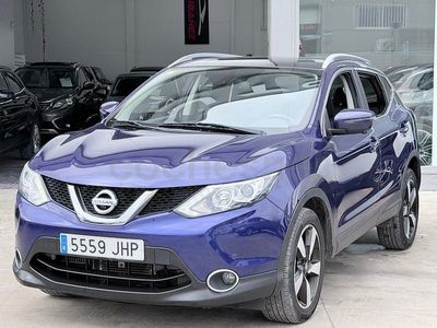 Usado Nissan Qashqai Tekna 130 CV (95 kW) 2015 Violeta / lila SUV