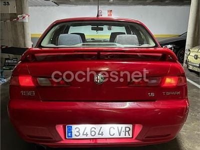 Rojo Usado 2004 Alfa Romeo 156 Distinctive Berlina | 2000 €