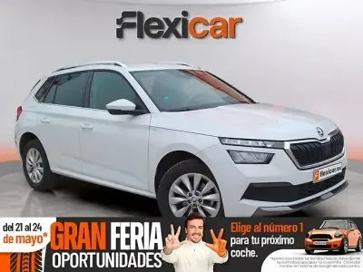 Usado Skoda Kamiq Ambition 150 HP (110 kW) 2022 Branco SUV