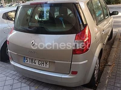 Usado Renault Scénic II Expression 110 CV (80 kW) 2008 Beige Monovolumen