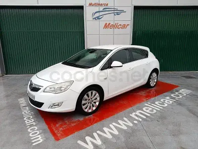 Usado Opel Astra Sport 180 CV (132 kW) 2010 Blanco Berlina