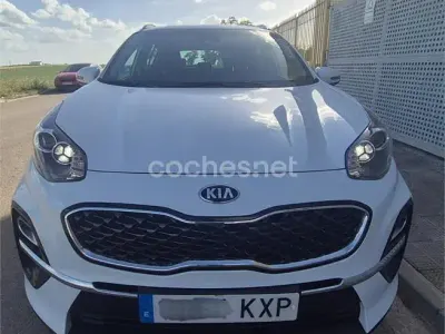 Usado Kia Sportage Plus 115 CV (84 kW) 2019 Blanco SUV