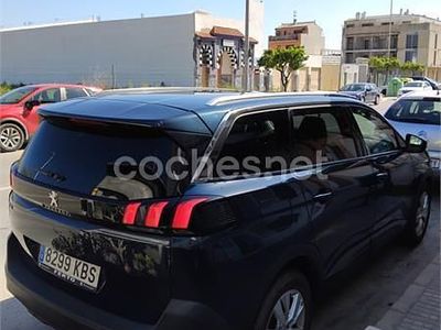 Usado Peugeot 5008 Active 120 CV (88 kW) 2018 Azul SUV