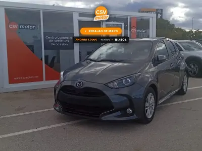 Usado Mazda 2 Center-Line 116 CV (85 kW) 2023 Gris Utilitario