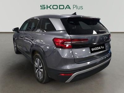 Usado Skoda Kodiaq Selection 150 CV (110 kW) 2025 Gris / plata SUV