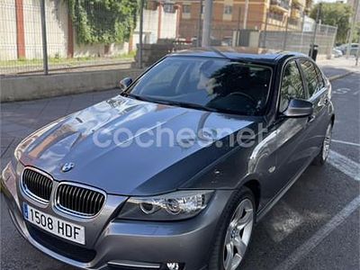 Używany BMW 318 143 KM (105 kW) 2011 Szary Sedan/Limuzyna