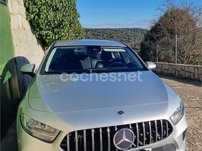 Gris / plata Usado 2018 Mercedes A200 Berlina | 17.500 € (Buen precio)