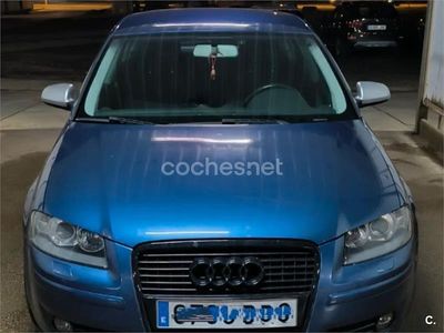 Usado Audi A3 Ambition 200 CV (147 kW) 2005 Azul Utilitario