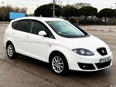 Blanco Usado 2013 Seat Altea XL Style Monovolumen | 5400 € (Super precio)