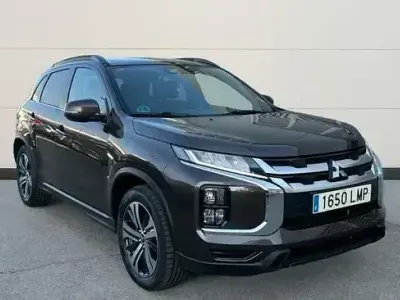 Usado Mitsubishi ASX 150 CV (110 kW) 2021 Marrón SUV