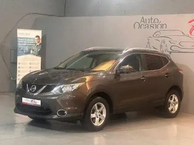 Usado Nissan Qashqai 360º 130 CV (95 kW) 2015 Marrón SUV