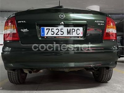 Verde Usado 2001 Opel Astra Comfort Berlina | 3500 € (Un poco caro)