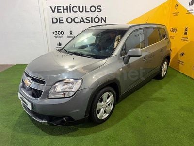 Usado Chevrolet Orlando LT 130 CV (95 kW) 2011 Gris / plata Monovolumen