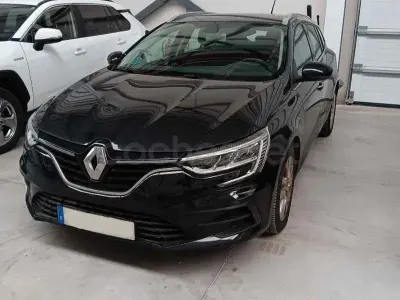Usado Renault Mégane GrandTour Intens 115 CV (84 kW) 2021 Negro Familiar