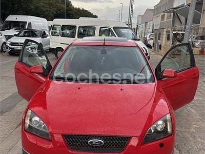 Rojo Usado 2007 Ford Focus Sport Berlina | 3400 € (Precio justo)