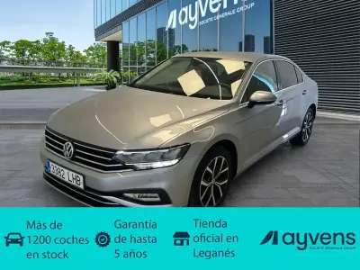 Usado VW Passat Executive 150 HP (110 kW) 2020 Cinzento Sedan
