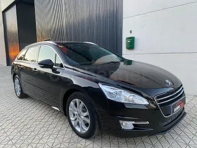 Usado Peugeot 508 SW Allure 140 CV (102 kW) 2014 Marrón Familiar