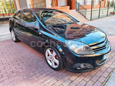 Opel Astra GTC