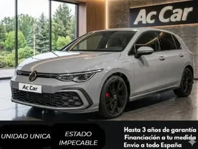 Usado VW Golf VIII GTE 245 CV (180 kW) 2020 Gris / plata Berlina