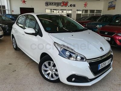 Usado Peugeot 208 Access 75 CV (55 kW) 2017 Blanco Utilitario