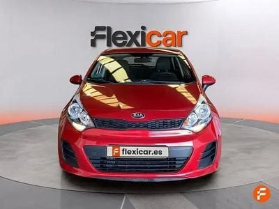 Usado Kia Rio 84 CV (61 kW) 2017 Rojo