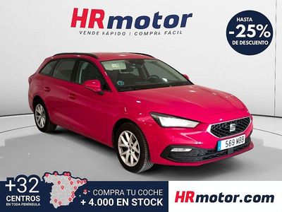 Usado Seat Leon Reference 116 CV (85 kW) 2022 Rojo Familiar