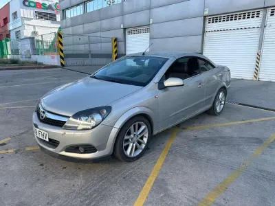 Occasion Opel Astra Cabriolet Cosmo 150 PK (110 kW) 2007 Beige Cabriolet