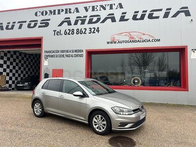 Usado VW Golf VII Advance 115 CV (84 kW) 2019 Gris / plata Berlina