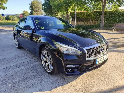 Usado Infiniti Q70 Sport Tech 170 CV (125 kW) 2015 Negro Berlina