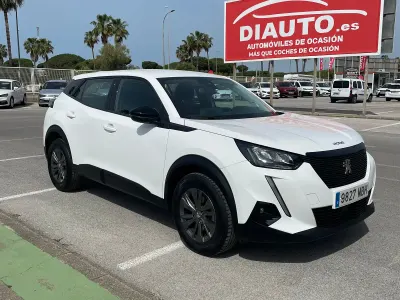 Begagnad Peugeot 2008 Active 110 HK (80 kW) 2022 Vit SUV