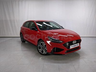 Ny Hyundai i30 N Line 100 HK (73 kW) 2025 Rød Sedan