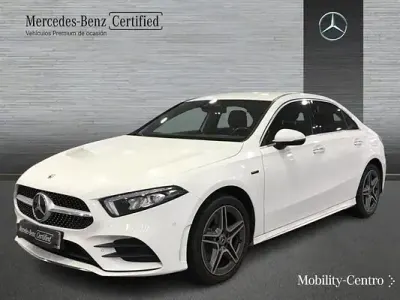 Usado Mercedes A250 AMG line 160 CV (117 kW) 2021 Berlina