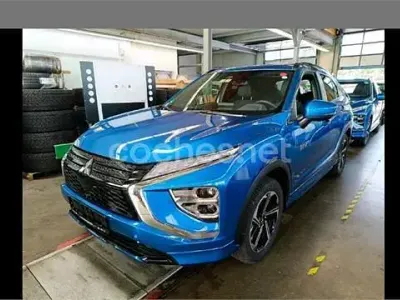 Usado Mitsubishi Eclipse Cross Motion 188 CV (138 kW) 2023 Azul SUV
