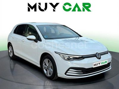 Blanco Usado 2024 VW Golf Life Berlina | 23.990 € (Precio justo)