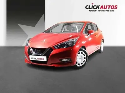 Usado Nissan Micra Acenta 101 CV (74 kW) 2022 Rojo Utilitario