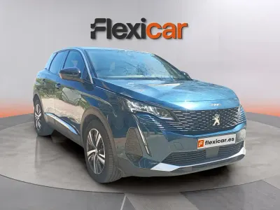 Usado Peugeot 3008 Active 131 CV (96 kW) 2022 Verde SUV
