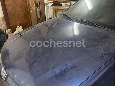 Usado Peugeot 406 110 CV (80 kW) 2002 Azul Berlina