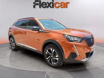 Usado Peugeot 2008 Allure 101 CV (74 kW) 2022 Naranja SUV