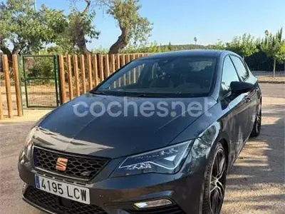 Usado Seat Leon CUPRA 290 CV (213 kW) 2019 Gris / plata Berlina
