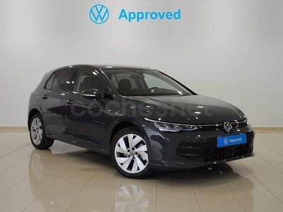 Usado VW Golf VIII Match 204 CV (150 kW) 2025 Gris / plata Berlina