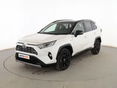 Usado Toyota RAV4 Hybrid Style 218 CV (160 kW) 2021 Blanco SUV